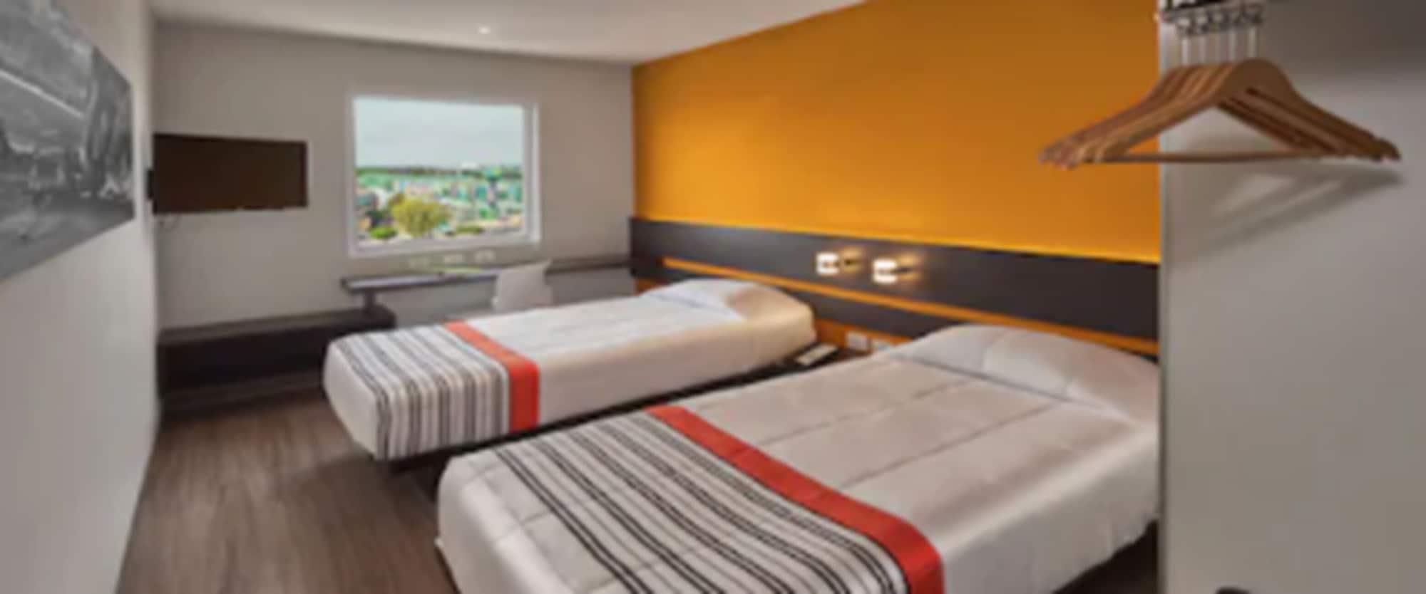City Express Junior By Marriott Leon Centro De Convenciones エクステリア 写真
