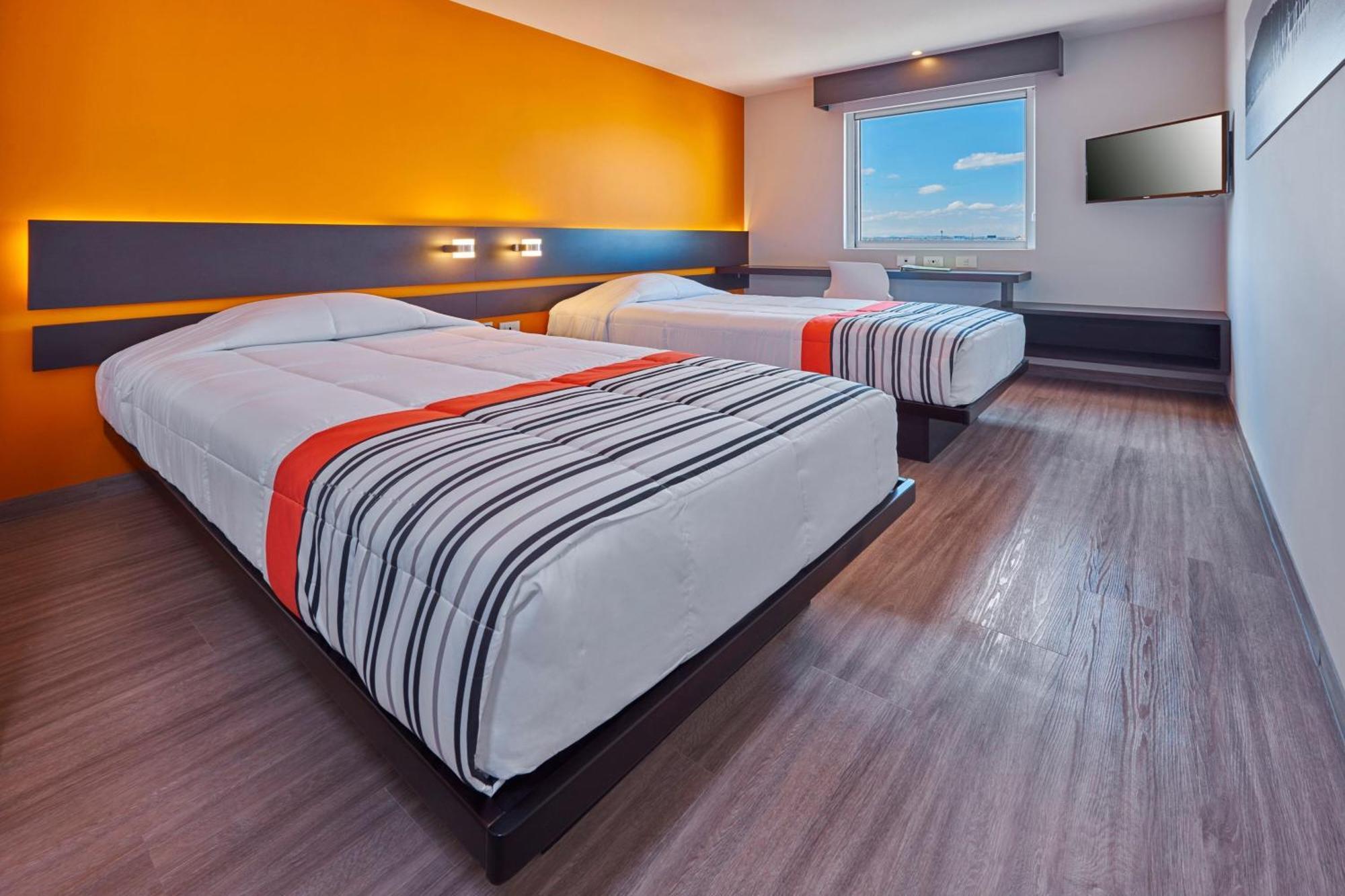City Express Junior By Marriott Leon Centro De Convenciones エクステリア 写真