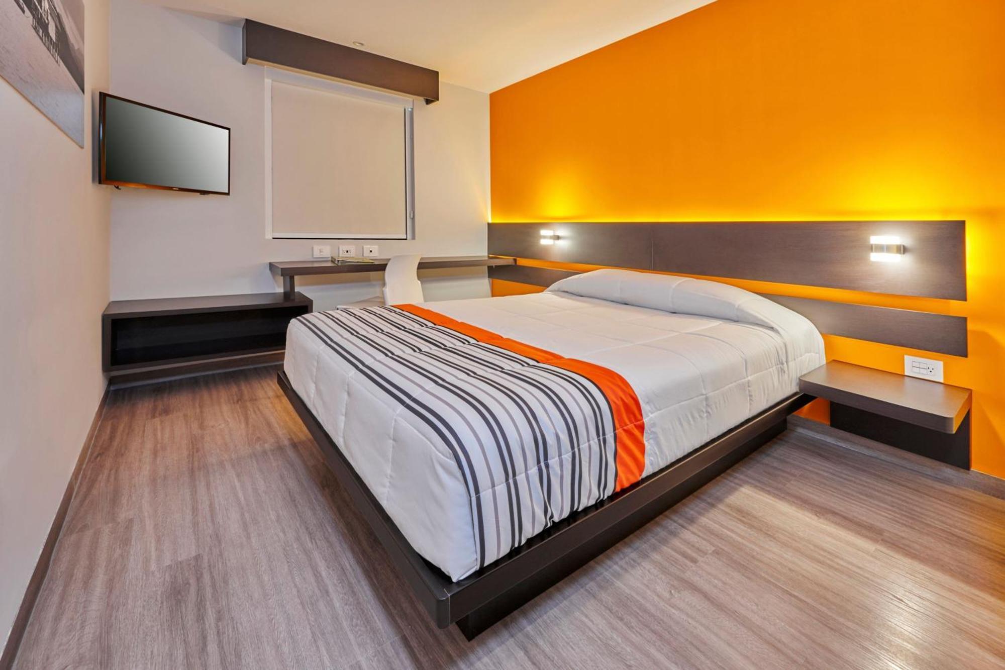 City Express Junior By Marriott Leon Centro De Convenciones エクステリア 写真