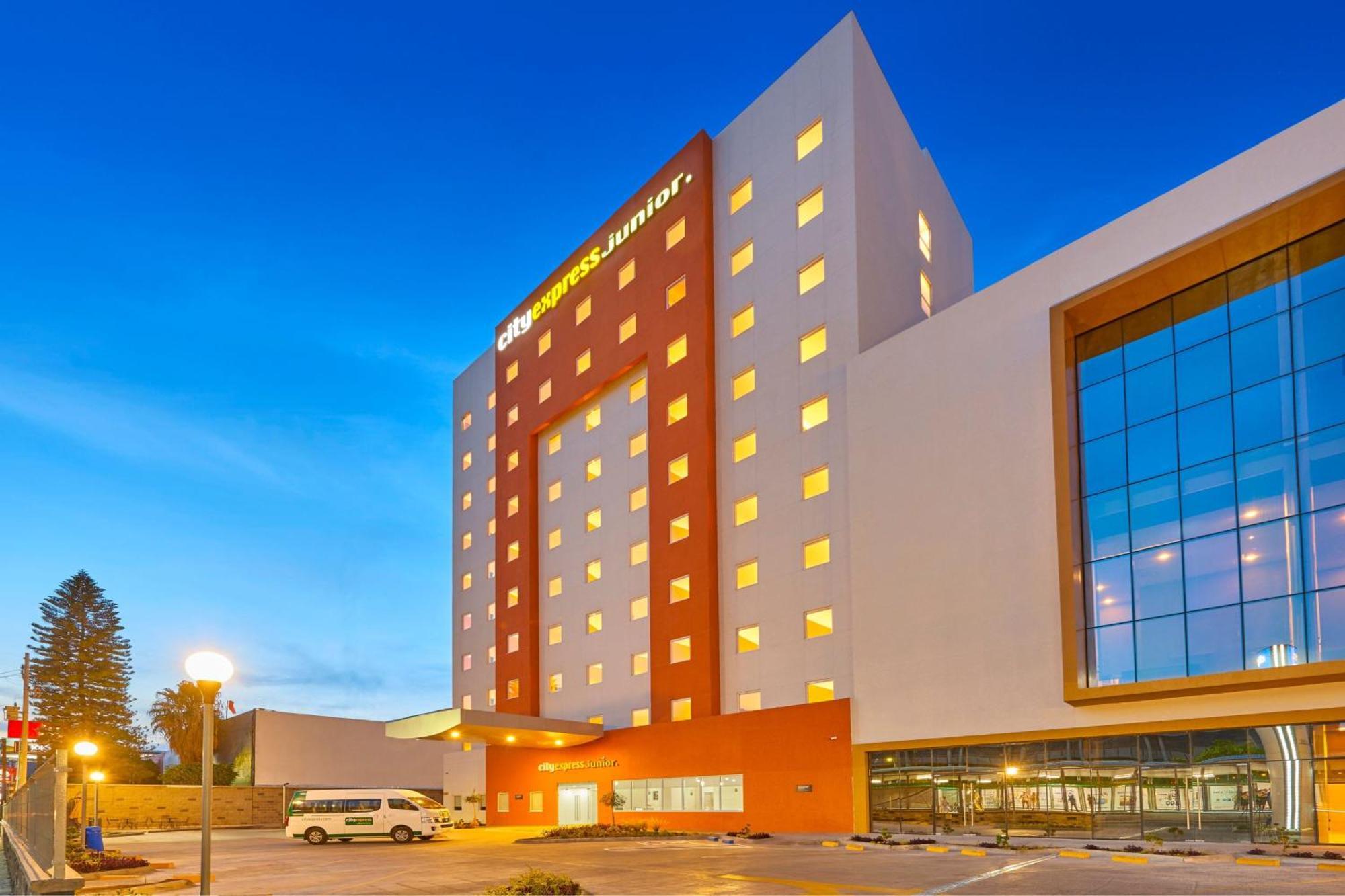 City Express Junior By Marriott Leon Centro De Convenciones エクステリア 写真