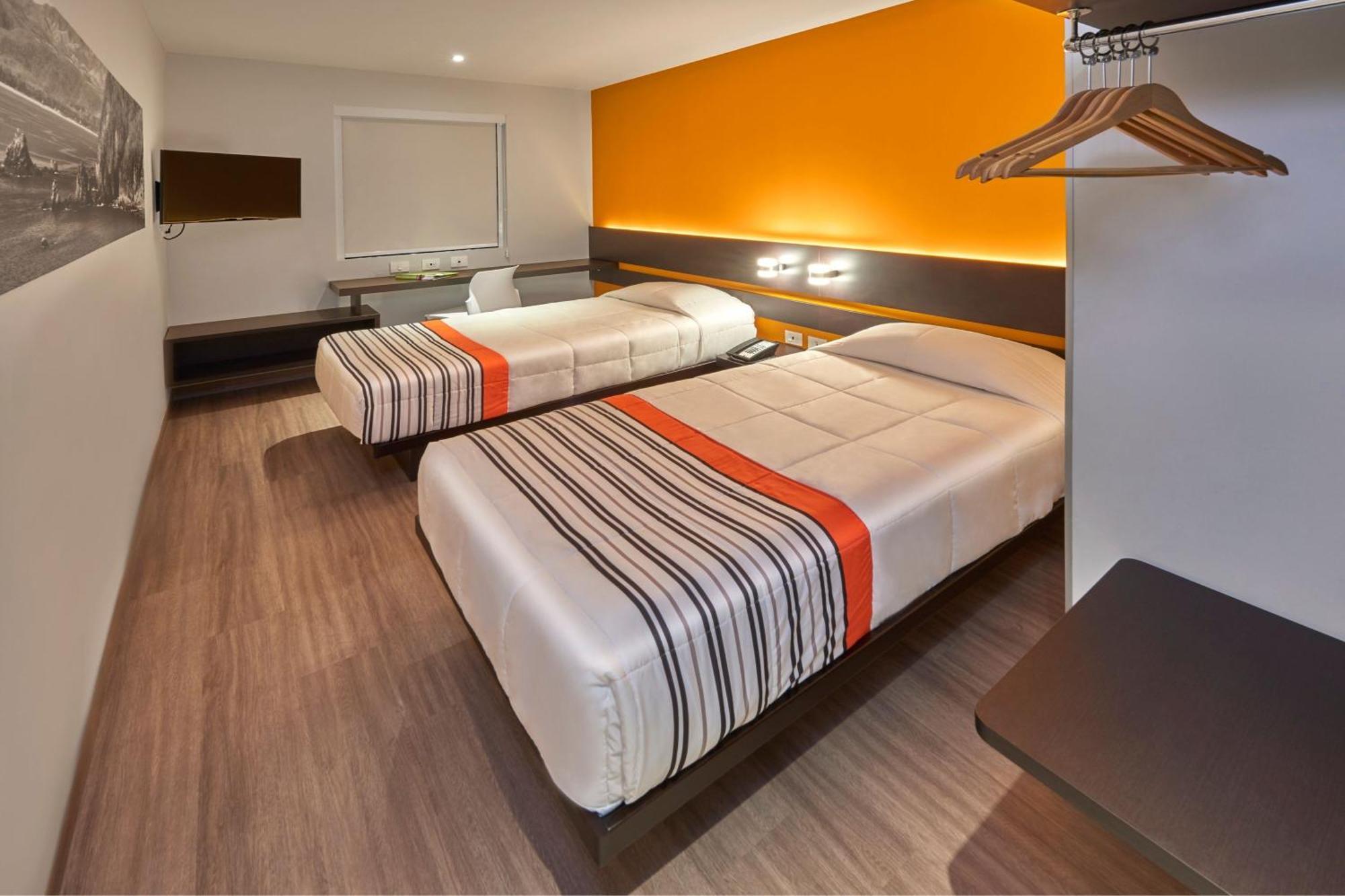 City Express Junior By Marriott Leon Centro De Convenciones エクステリア 写真